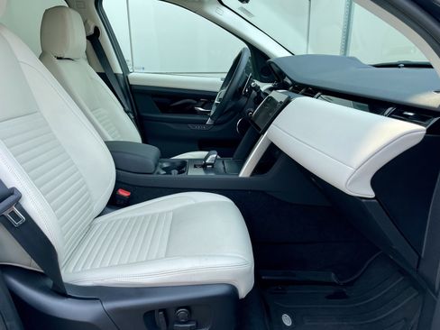 Certified 2025 Land Rover Discovery Sport S AWD/4WD image 15