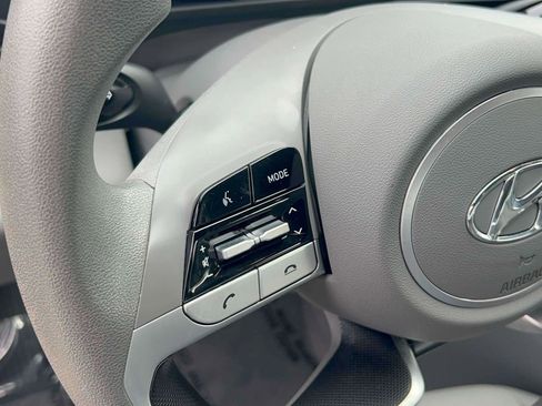 Used 2023 Hyundai Elantra SEL image 20