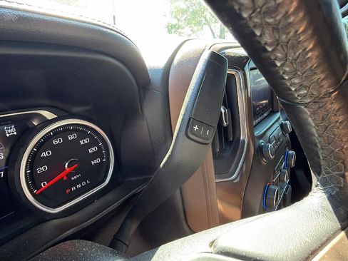 Used 2022 Chevrolet Silverado 3500 High Country w/ Safety Package II AWD/4WD image 12