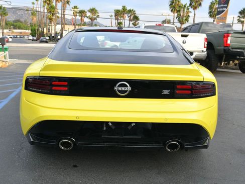 Used 2023 Nissan Z w/ Floor Mat Package (L93) RWD image 6