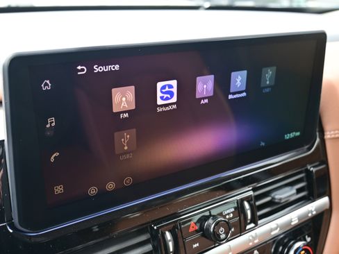 New 2026 Nissan Pathfinder Platinum image 32