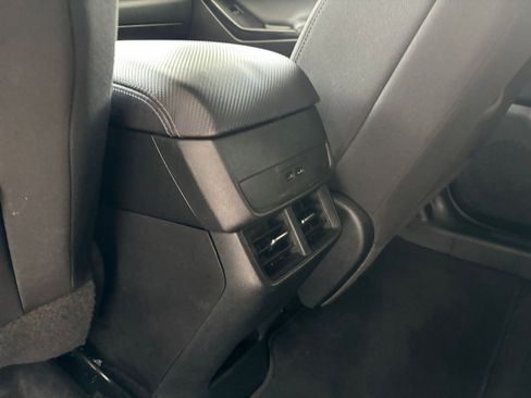 Used 2025 Chevrolet Equinox LT AWD/4WD image 23