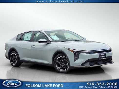 Used 2025 Kia K4 EX FWD image 1