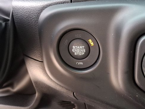 Used 2023 Jeep Wrangler Unlimited Sport AWD/4WD image 25