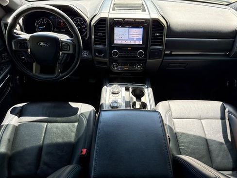 Used 2019 Ford Expedition XLT w/ Equipment Group 202A image 11