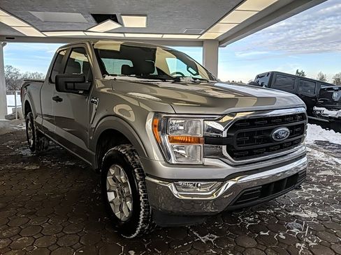 Used 2022 Ford F150 XLT image 3
