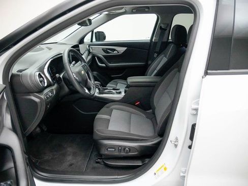Used 2025 Chevrolet Blazer LT image 22