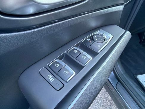 Certified 2025 Kia Sorento S AWD/4WD image 15