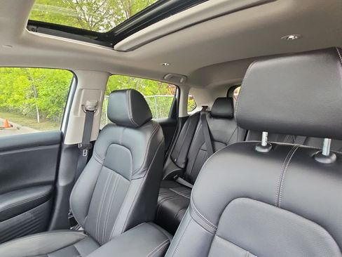 Used 2024 Honda HR-V EX-L image 8