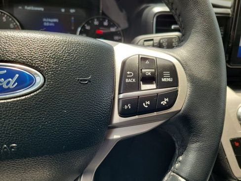 Used 2024 Ford Explorer XLT w/ Equipment Group 202A AWD/4WD image 25