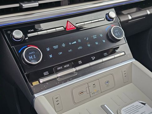 New 2026 Hyundai Santa Fe Calligraphy image 23