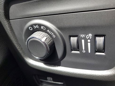 New 2025 Jeep Grand Cherokee Laredo X image 23