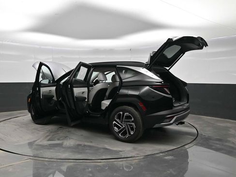 New 2026 Hyundai Tucson Limited w/ Tow & Go Package image 42