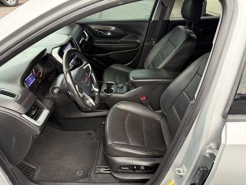 Used 2020 GMC Terrain SLT w/ Preferred Package image 11