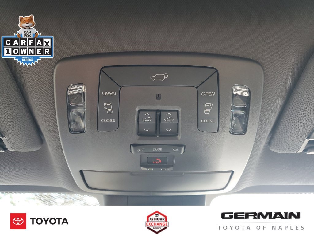 Used 2024 Toyota Sienna Limited FWD image 35