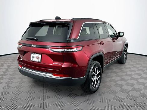 Certified 2025 Jeep Grand Cherokee Limited w/ Luxury Tech Group II AWD/4WD image 12