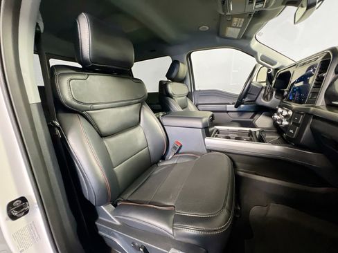 Used 2024 Ford F350 Lariat w/ Lariat Ultimate Package image 31