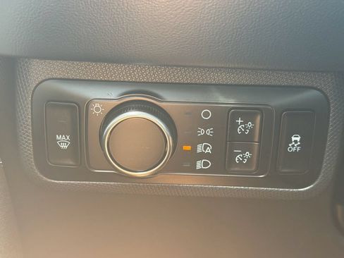 Used 2023 Ford Mustang Mach-E Select RWD image 30