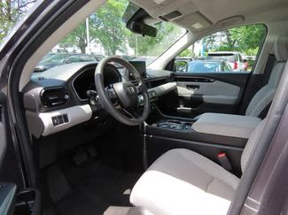 Certified 2023 Honda Pilot LX video 2