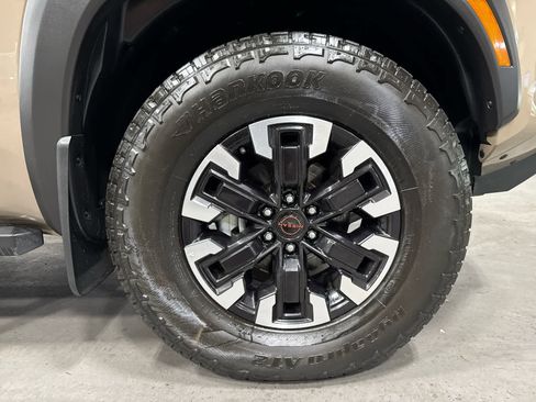 Used 2023 Nissan Frontier PRO-4X w/ Pro Convenience Package image 30