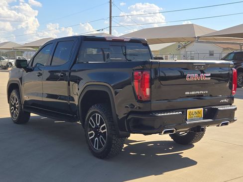 Certified 2021 GMC Sierra 1500 AT4 w/ AT4 Value Package AWD/4WD image 5