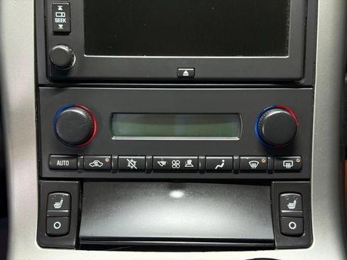 Used 2005 Chevrolet Corvette Coupe w/ Preferred Equipment Group RWD image 30