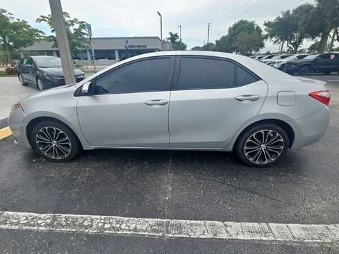 Used 2014 Toyota Corolla S FWD image 5