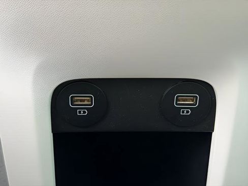 Used 2024 Hyundai Ioniq 5 Limited image 9