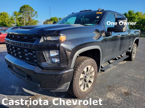 Used 2021 Chevrolet Silverado 2500 Custom w/ Custom Value Package AWD/4WD image 1