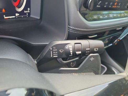 Used 2023 Nissan Rogue Platinum w/ Platinum Premium Package AWD/4WD image 26