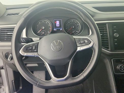 Used 2021 Volkswagen Atlas SE image 19
