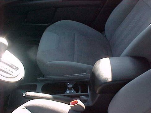 Used 2010 Nissan Sentra 2.0 SR FWD image 16