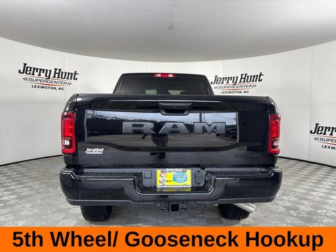 Used 2025 RAM 2500 Big Horn AWD/4WD image 7