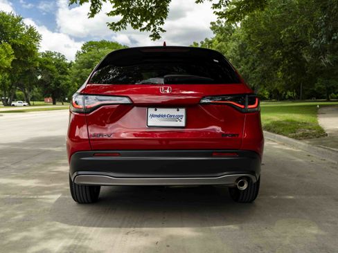 Used 2026 Honda HR-V Sport image 8