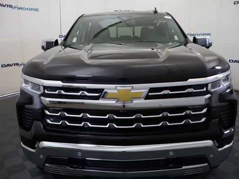 New 2026 Chevrolet Silverado 1500 LTZ w/ LTZ Convenience Package II AWD/4WD image 14