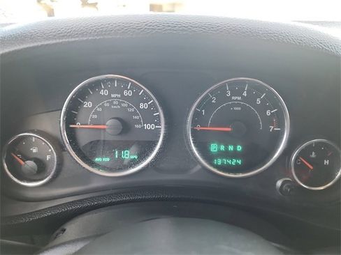 Used 2012 Jeep Wrangler Unlimited Sport image 30