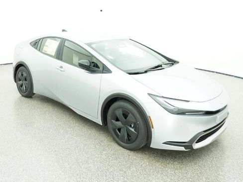 New 2026 Toyota Prius Plug-In Hybrid image 29