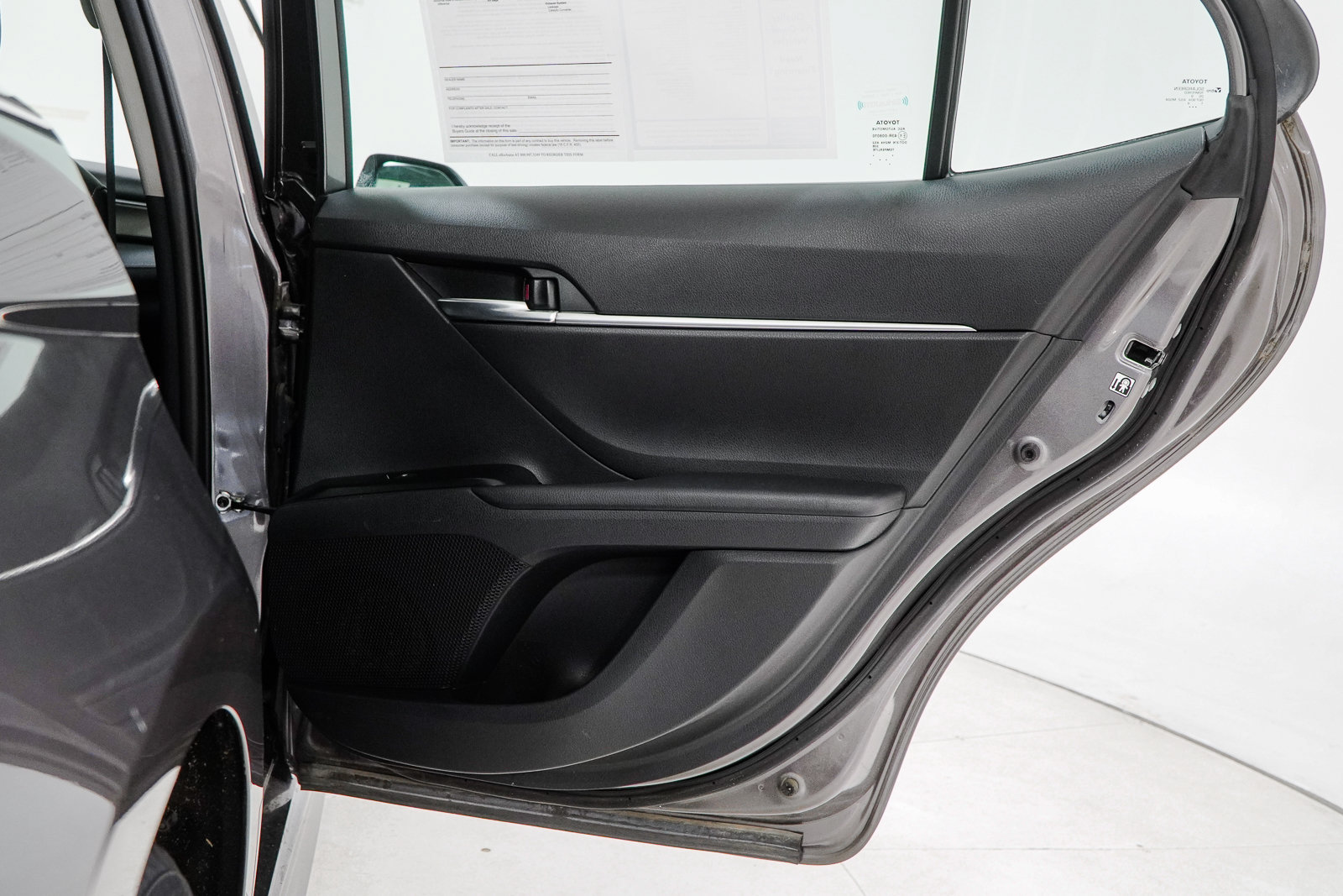 Used 2019 Toyota Camry SE w/ Audio Package FWD image 40