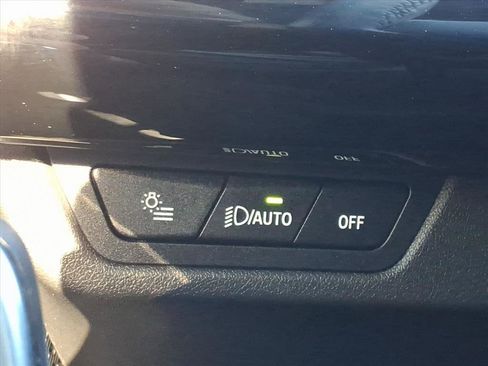 Used 2025 BMW X2 xDrive28i w/ Technology Package image 24