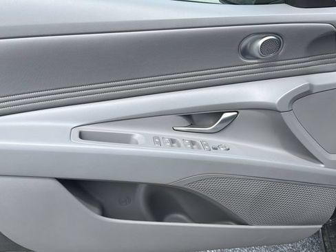 New 2026 Hyundai Elantra Sport FWD image 10