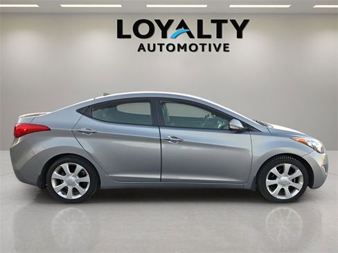 Used 2013 Hyundai Elantra Limited w/ Technology Pkg image 6