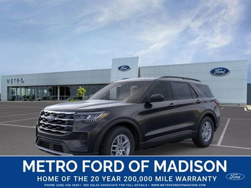 New 2026 Ford Explorer Active image 1