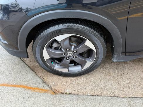 Used 2018 Honda HR-V EX image 43