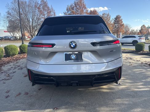 New 2026 BMW iX xDrive60 image 4