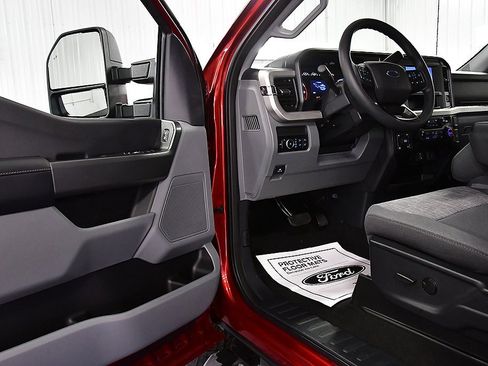 New 2026 Ford F350 XLT w/ 360-Degree Camera Package image 17