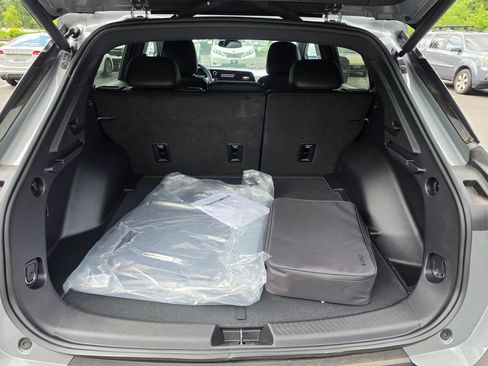 New 2026 Chevrolet Equinox EV LT AWD/4WD image 13