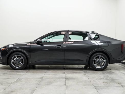 Used 2025 Kia K4 FWD image 8