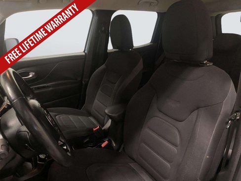 Used 2016 Jeep Renegade Latitude AWD/4WD image 25