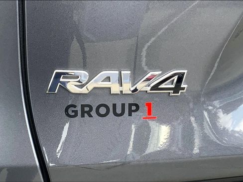 Used 2025 Toyota RAV4 XSE AWD/4WD image 33