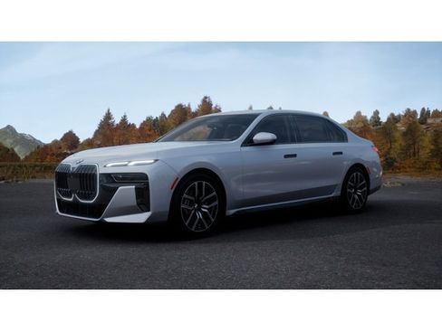 New 2026 BMW 740i xDrive AWD/4WD image 1